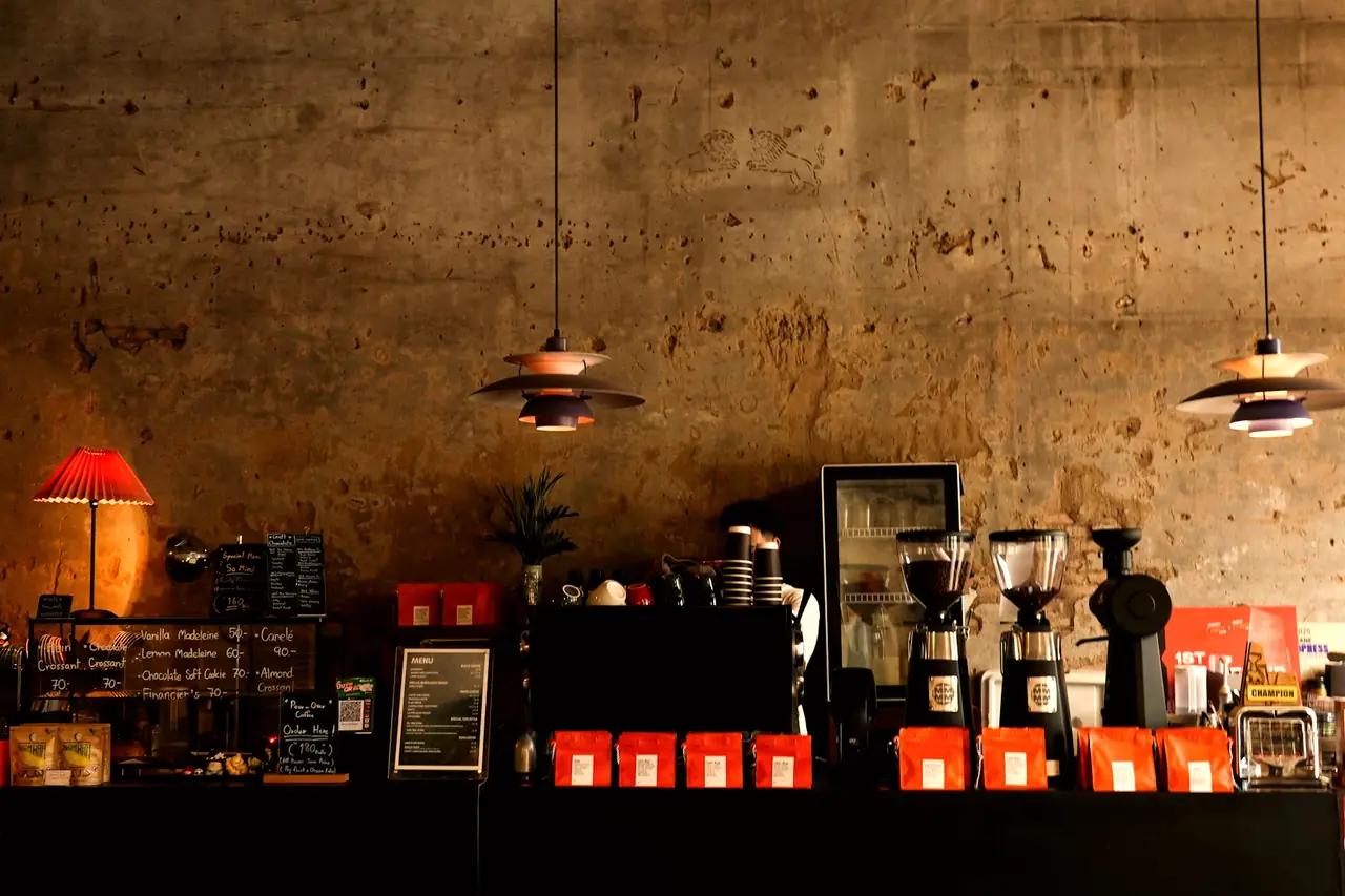 Kafe Projesi kahve barı ve sarkıt aydınlatma