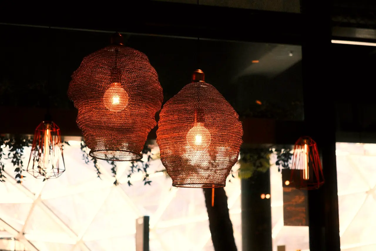 Kafe Projesi sarkıt aydınlatma detayı