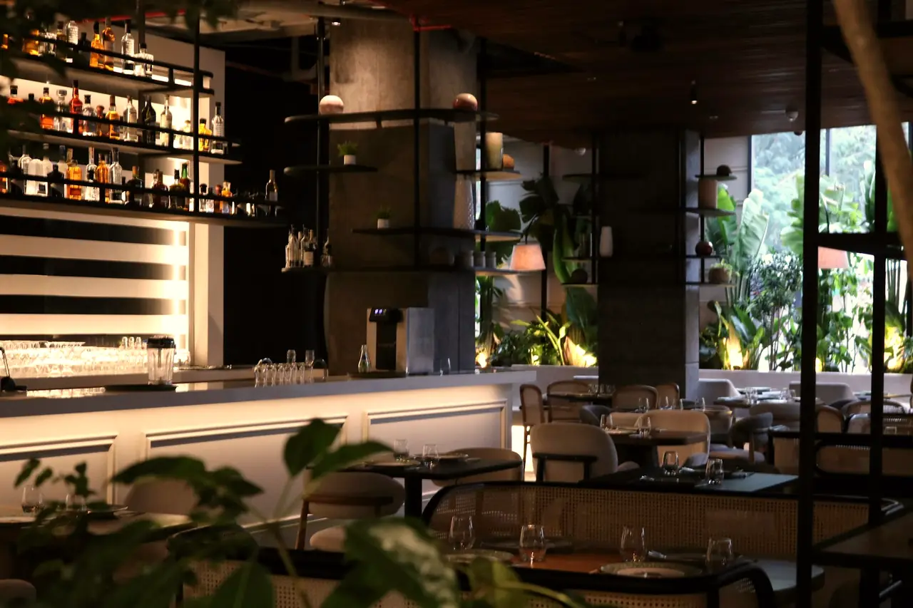 Restoran Konsepti bar ve oturma düzeni